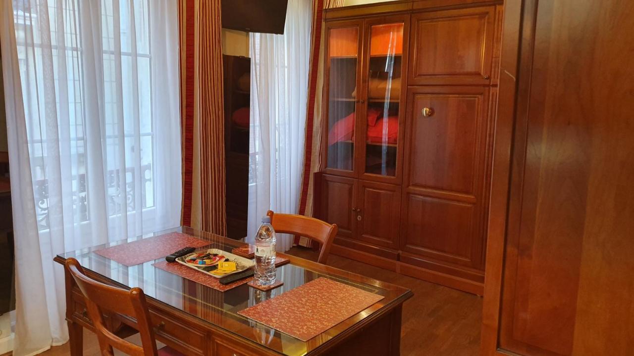 Bernardo 42 Galande Lägenhet Paris Exteriör bild